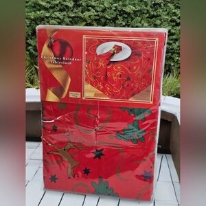 Dayton Hudson Christmas Reindeer Tablecloth Red 60”x 84” Oblong Dinner Party New